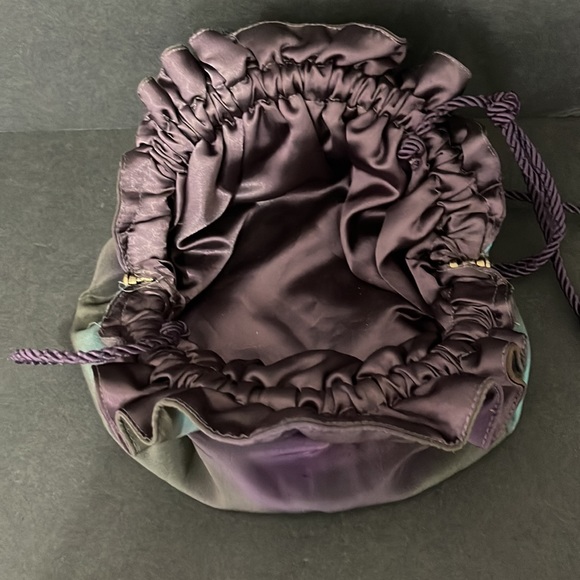 MERMAID STYLE CLUTCH PURSE - Picture 6 of 9